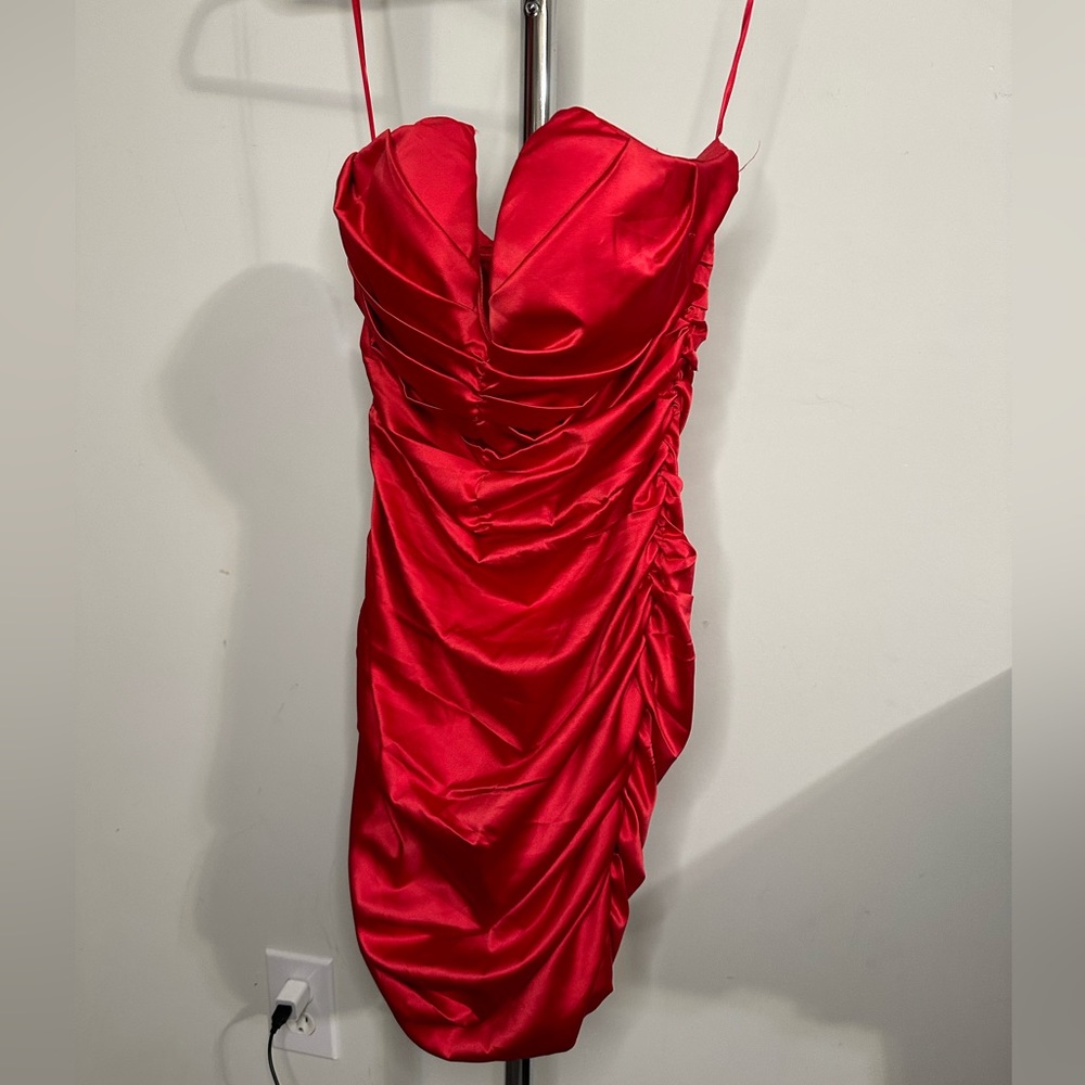 Red Ruched Bodycon Dress - Picture 2 of 3
